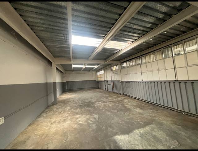 129M² WAREHOUSE TO LET IN SEBENZA